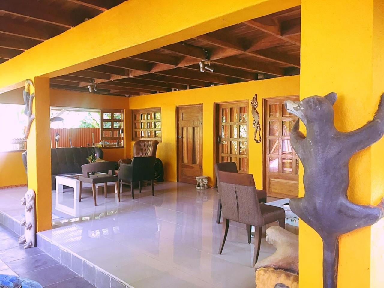 Madre Selva Hostel Puerto Viejo de Talamanca Екстериор снимка