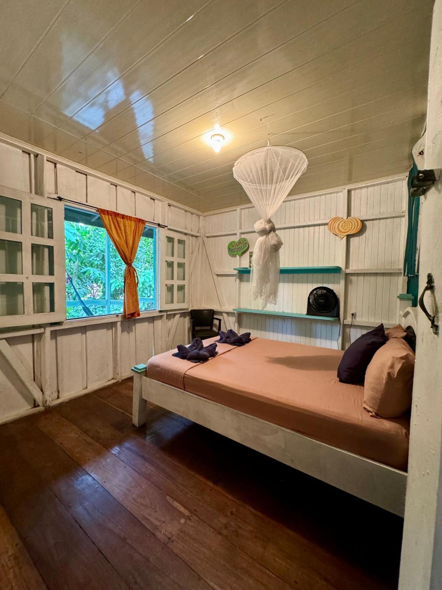 Madre Selva Hostel Puerto Viejo de Talamanca Екстериор снимка