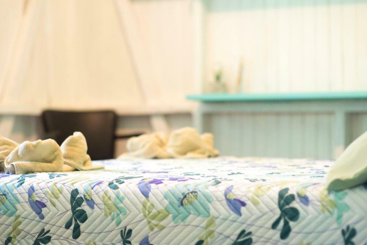Madre Selva Hostel Puerto Viejo de Talamanca Екстериор снимка